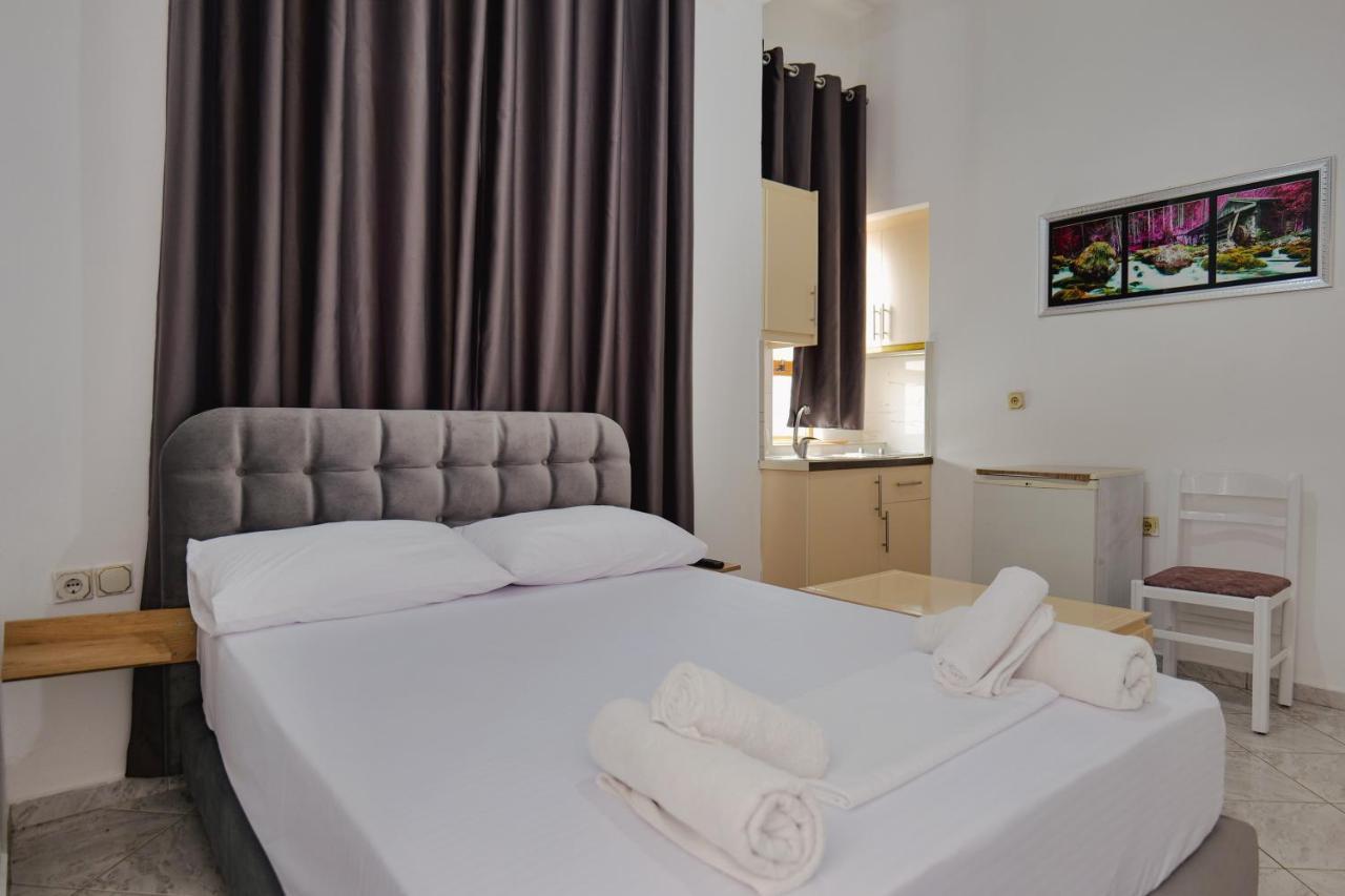 Hotel Casamia Саранде Екстериор снимка