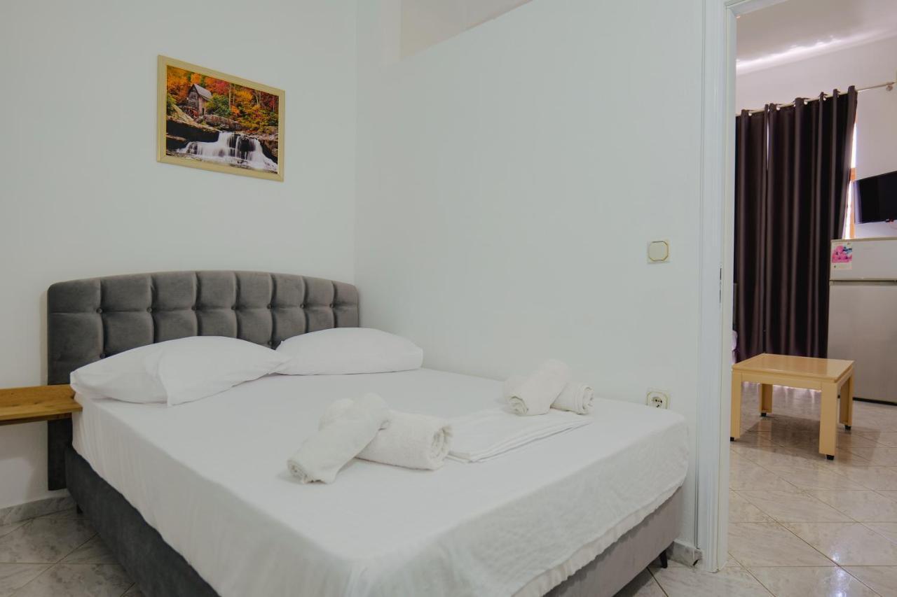 Hotel Casamia Саранде Екстериор снимка