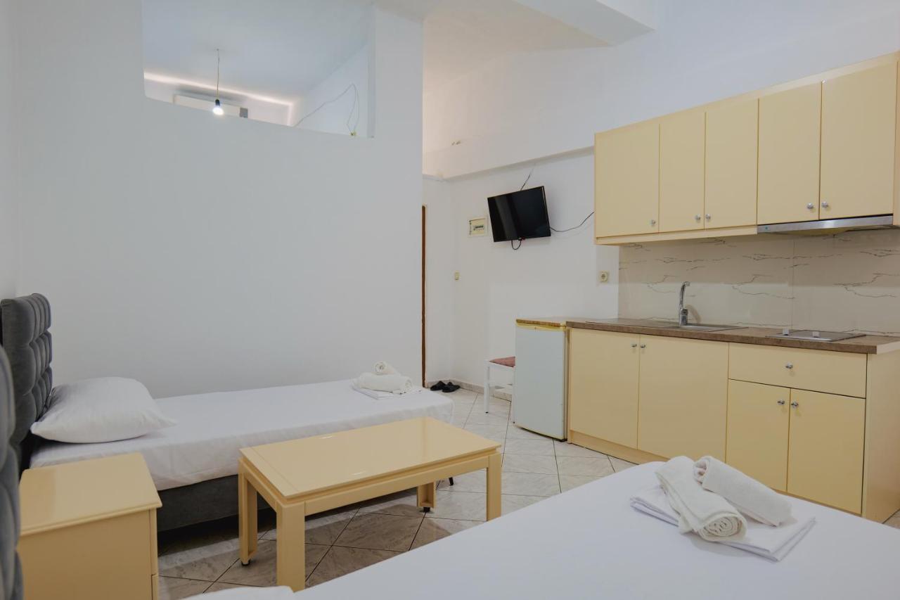 Hotel Casamia Саранде Екстериор снимка