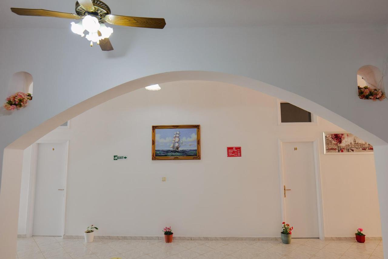 Hotel Casamia Саранде Екстериор снимка
